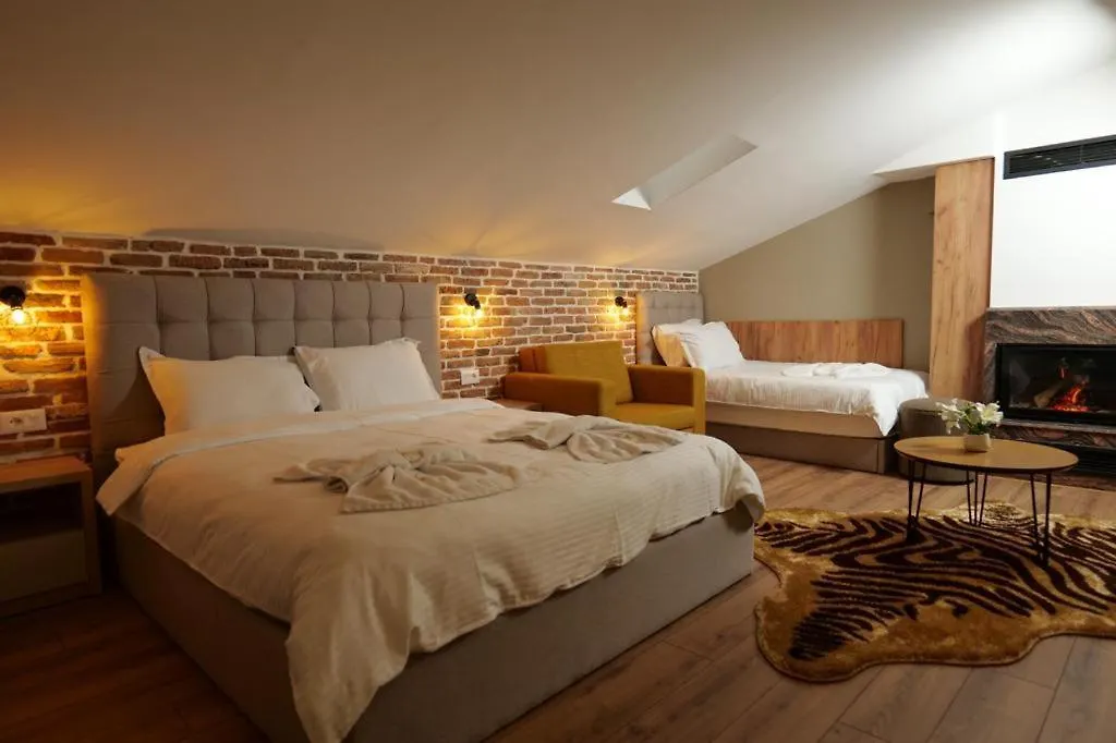 Vila Muslli Korce Hotel