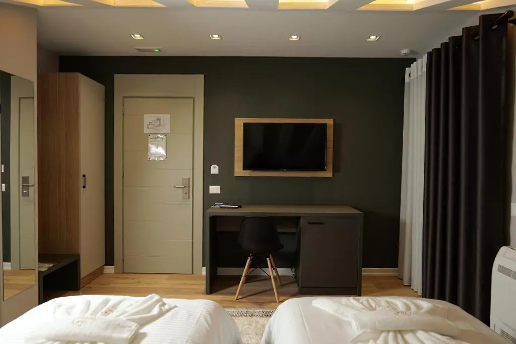 **** Hotel Vila Muslli Korce Albania