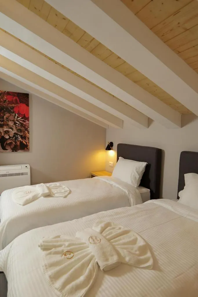 **** Hotel Vila Muslli Korce Albania