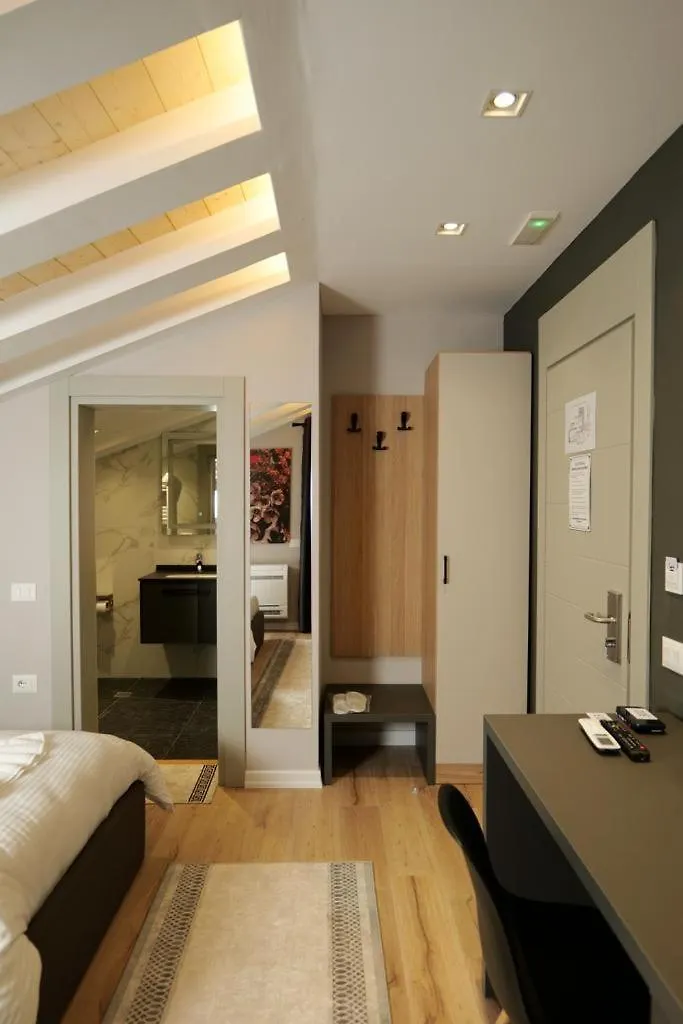 Hotel Vila Muslli Korce
