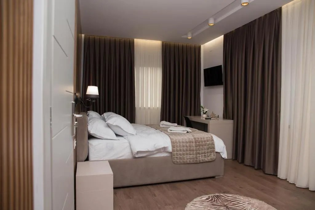 Hotel Vila Muslli Korce