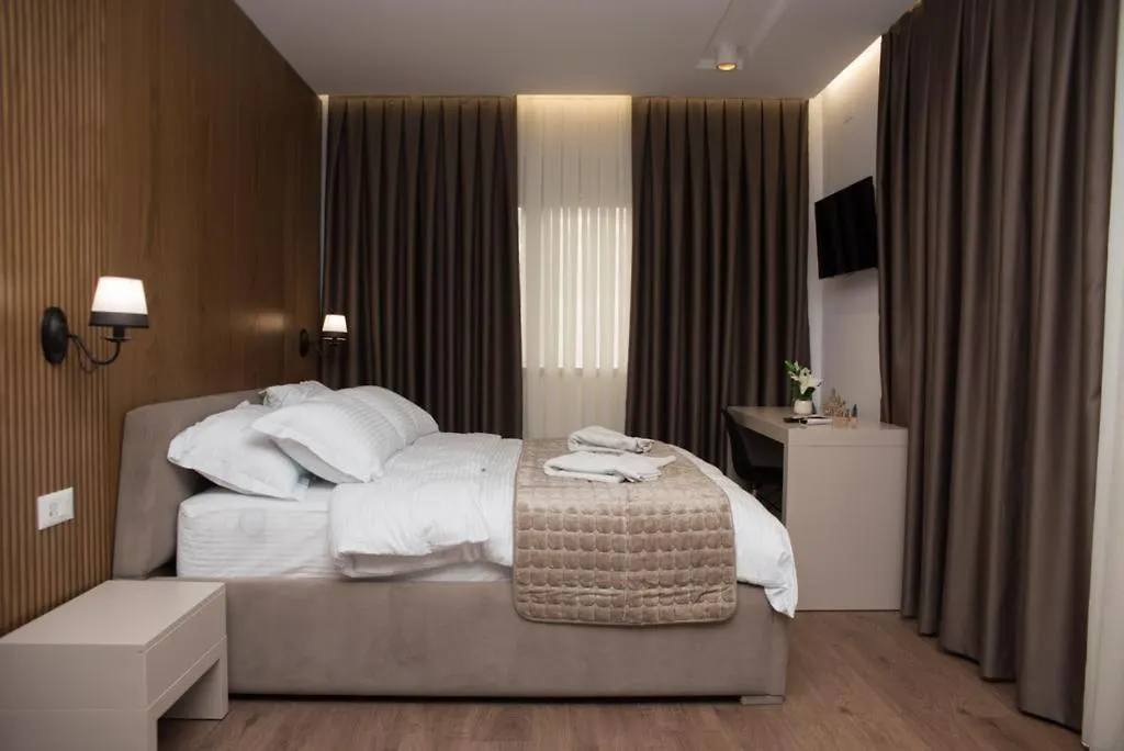 Hotel Vila Muslli Korce
