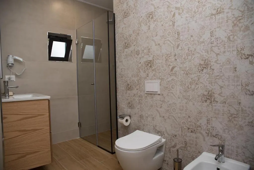 Vila Muslli Korce Hotel